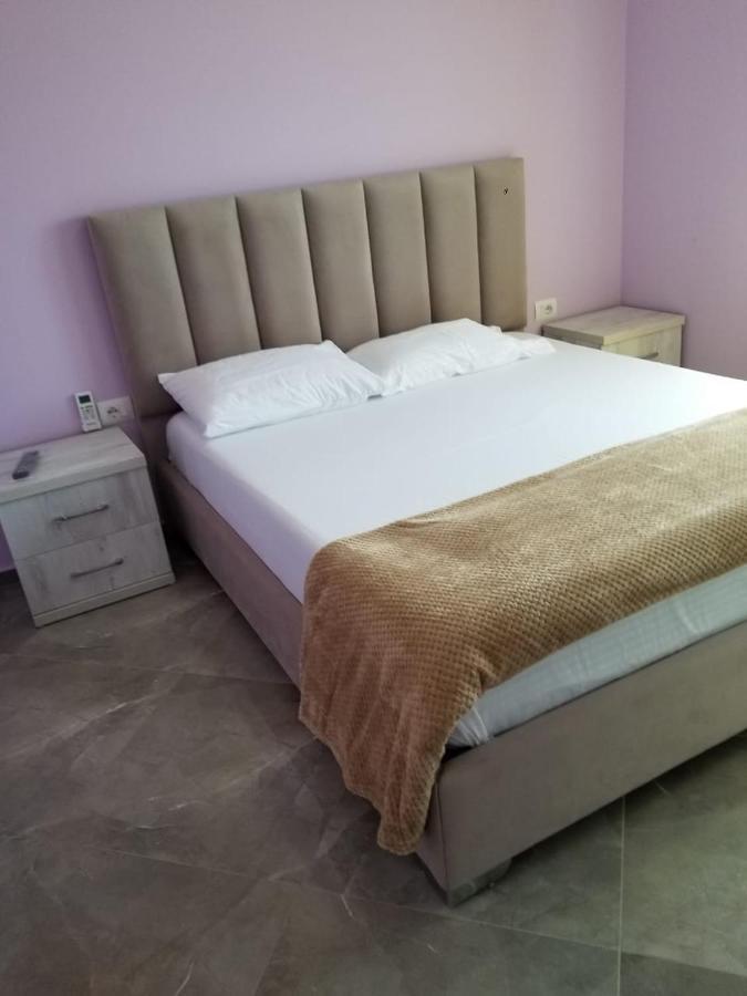 Brothers Lr Saranda Zewnętrze zdjęcie